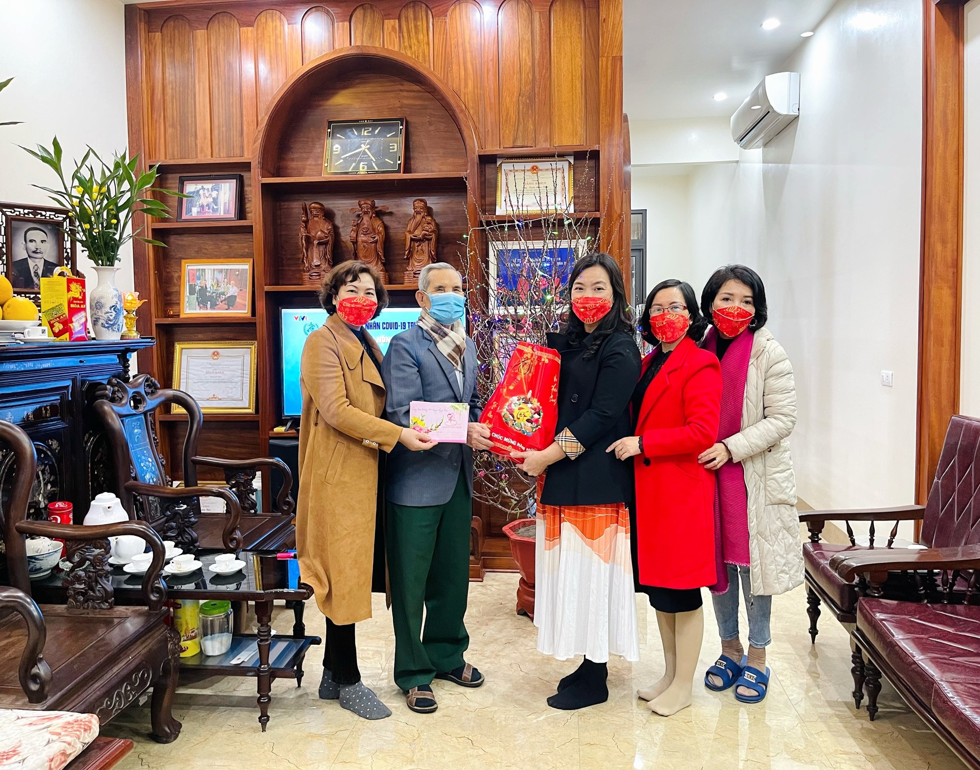 Tết sum vầy, xuân bình an